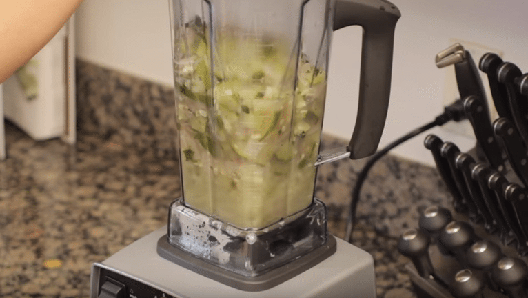 Creamy Zucchini and Corn Soup Recipe <p data-wpview-marker=