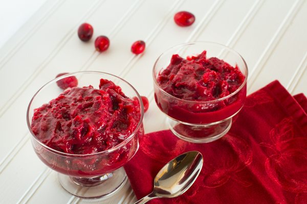 nutritarian-cranberry-sauce-recipe-no-sugar-9788